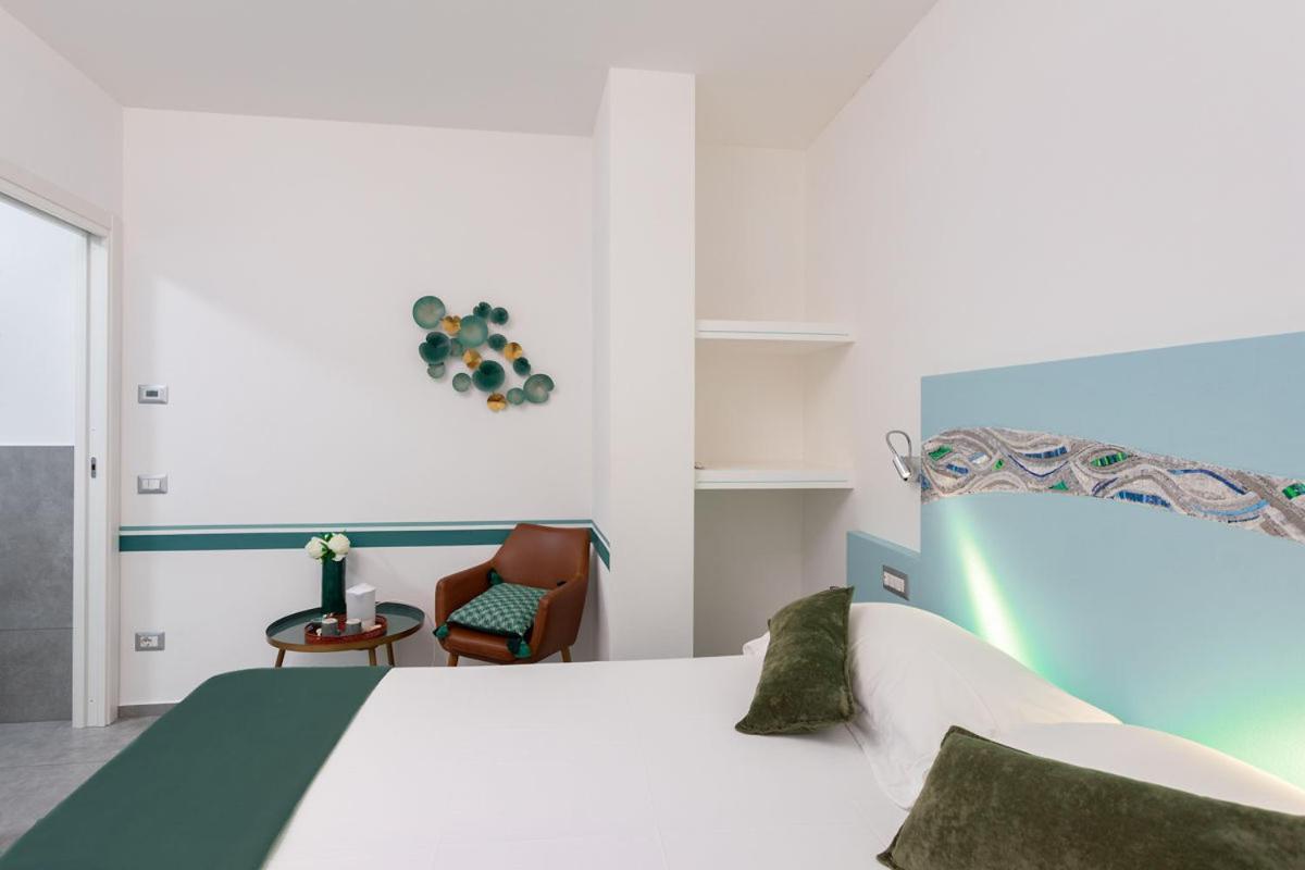 Little Square Arona Hotel ภายนอก รูปภาพ