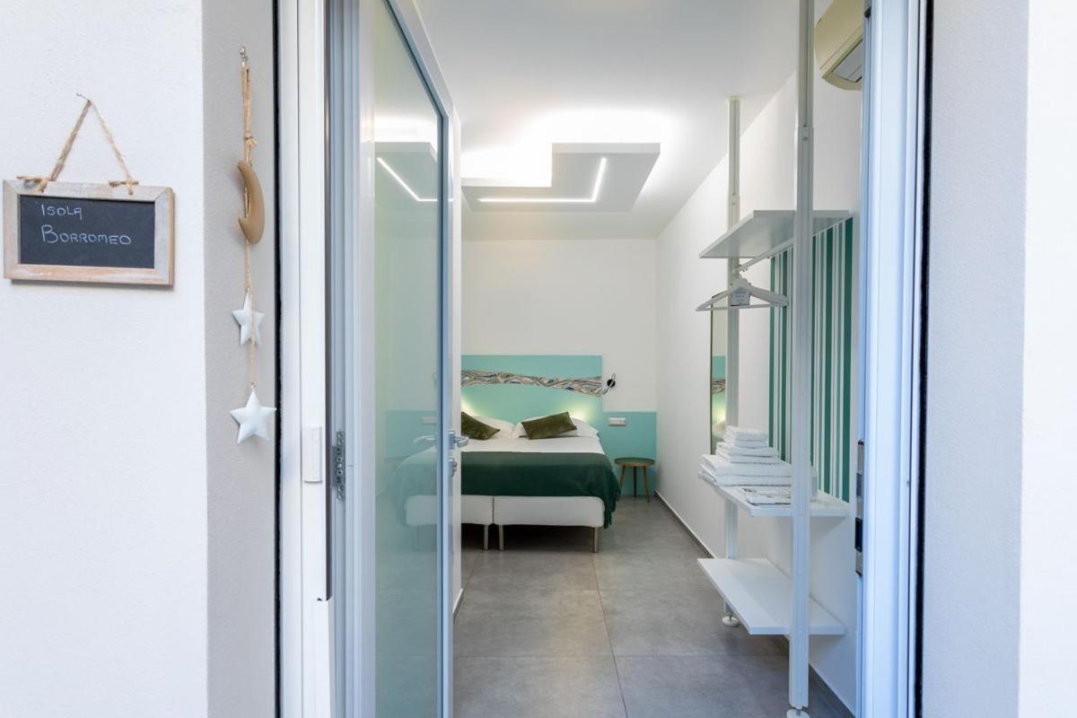 Little Square Arona Hotel ภายนอก รูปภาพ